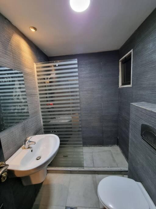 עמאן Deir Ghbar 3 Rooms Apart מראה חיצוני תמונה