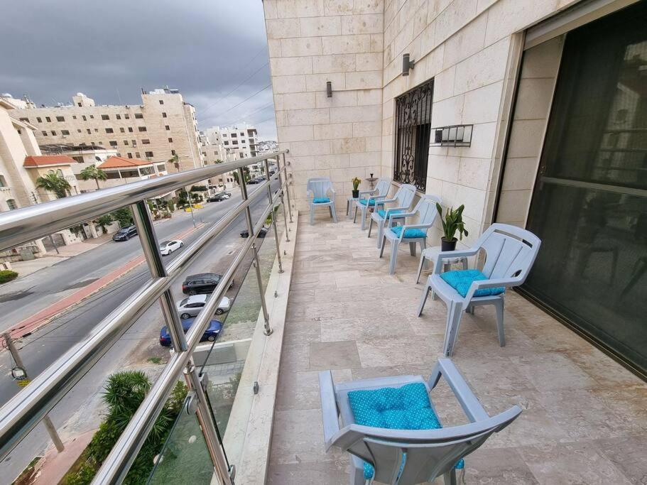 עמאן Deir Ghbar 3 Rooms Apart מראה חיצוני תמונה