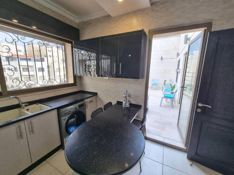עמאן Deir Ghbar 3 Rooms Apart מראה חיצוני תמונה